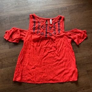 Xhilaration Large Cold Shoulder Top